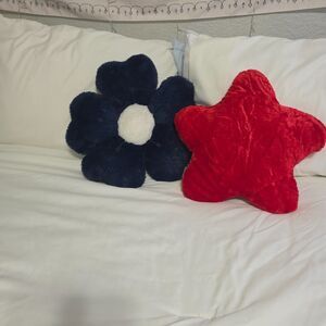 Decorative Flower & Star Pillows for Kids Room